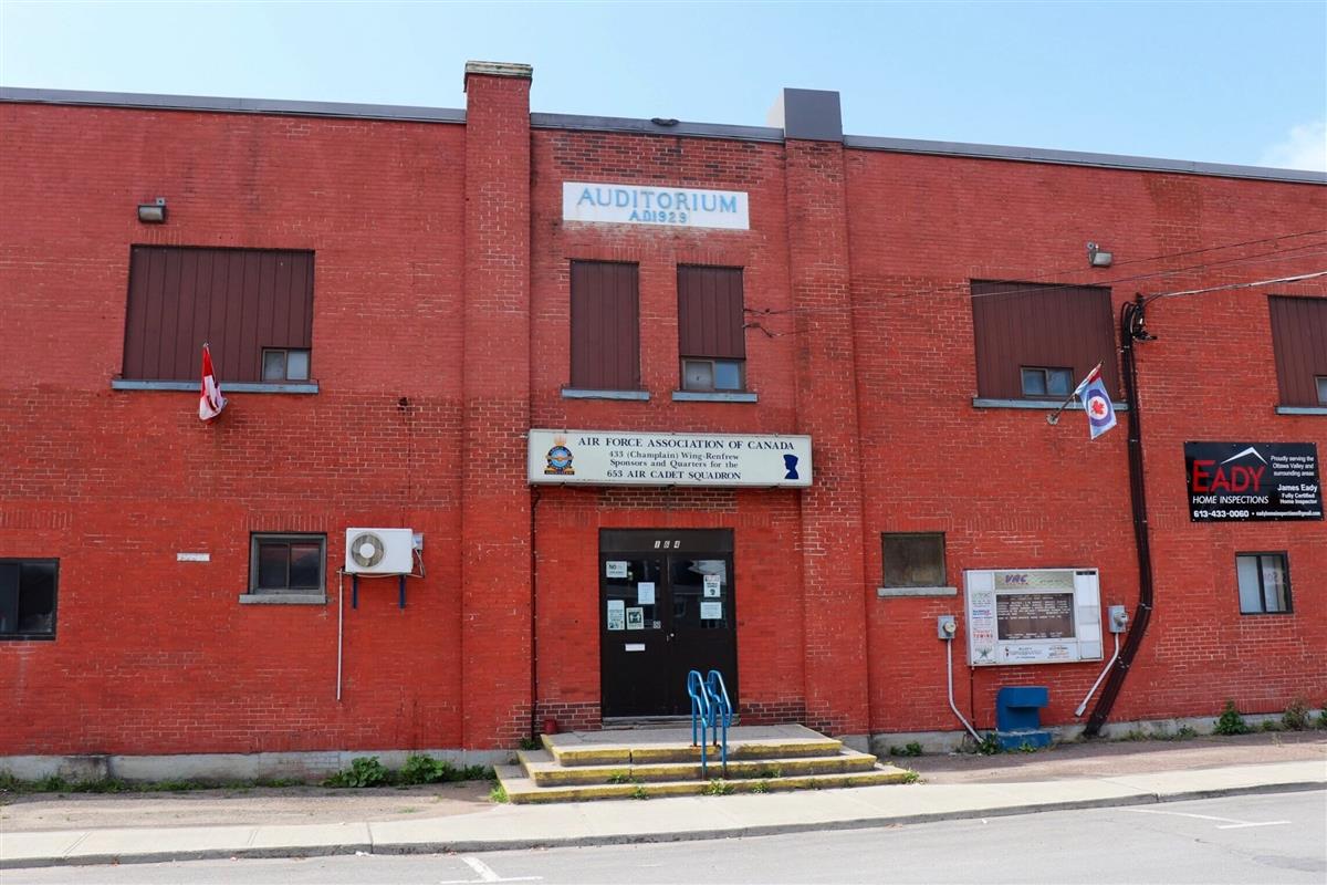 Renfrew Arena (Wing Location current)