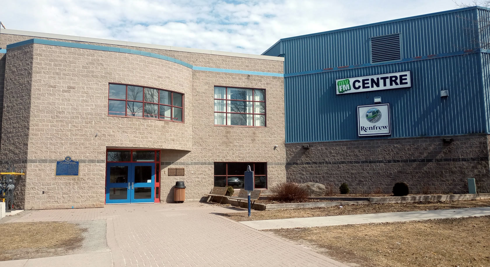 myFm Centre - NHA/NHL Birthplace Museum - Renfrew Ontario